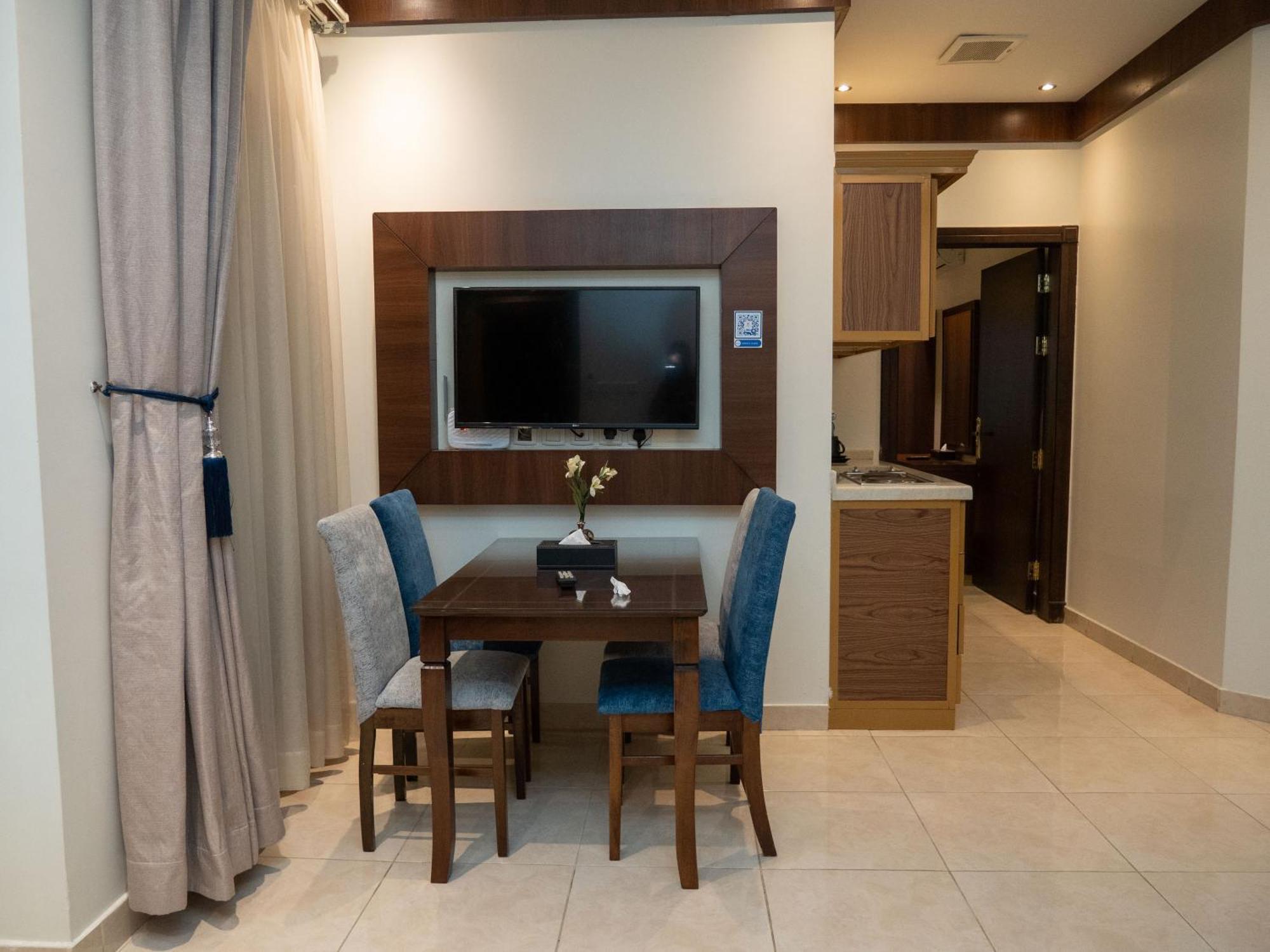 Innyar Hotel Riyadh Exterior photo