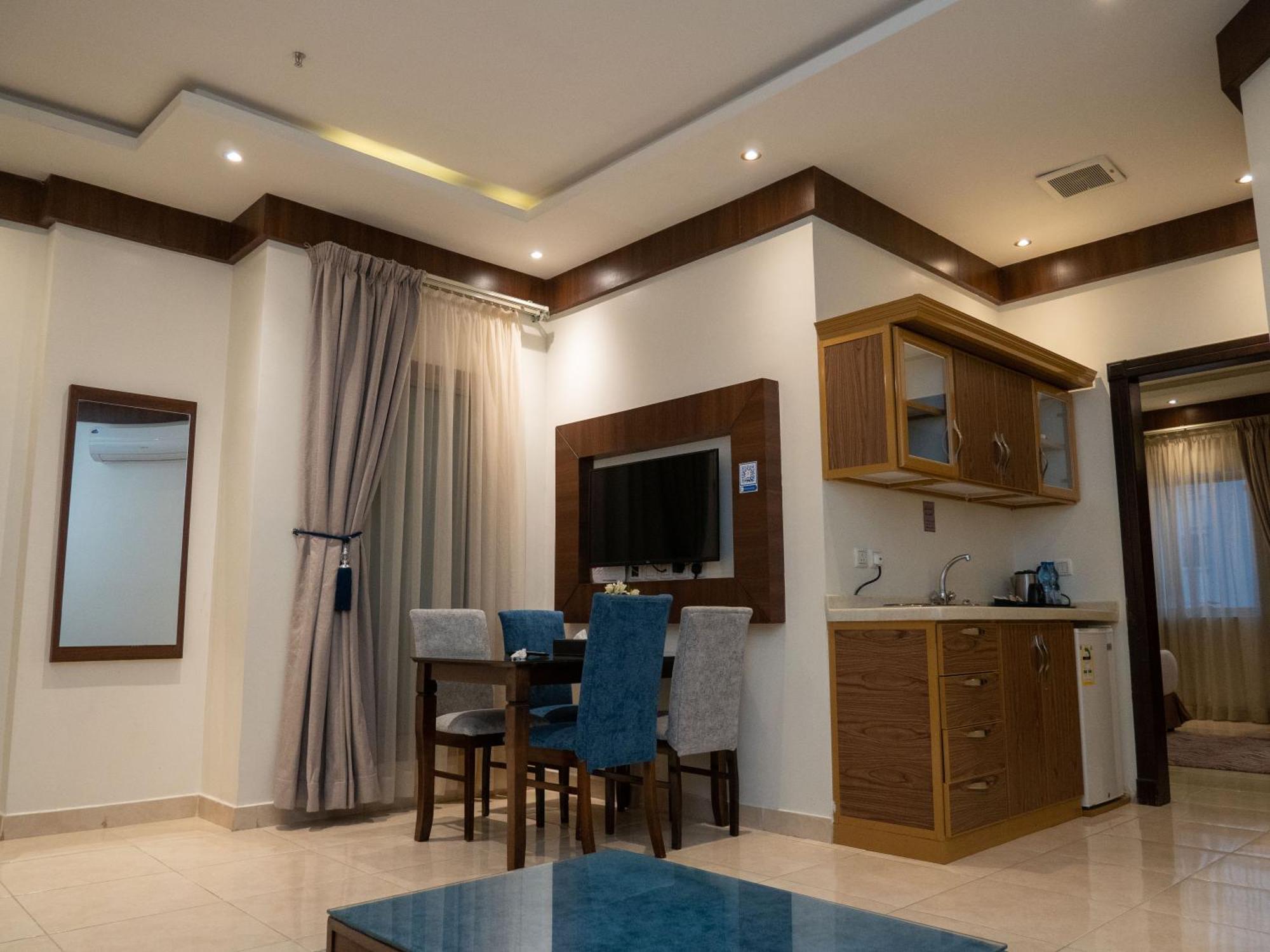 Innyar Hotel Riyadh Exterior photo