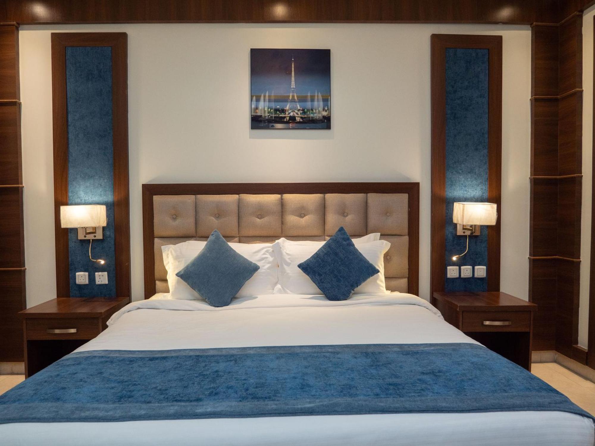 Innyar Hotel Riyadh Exterior photo