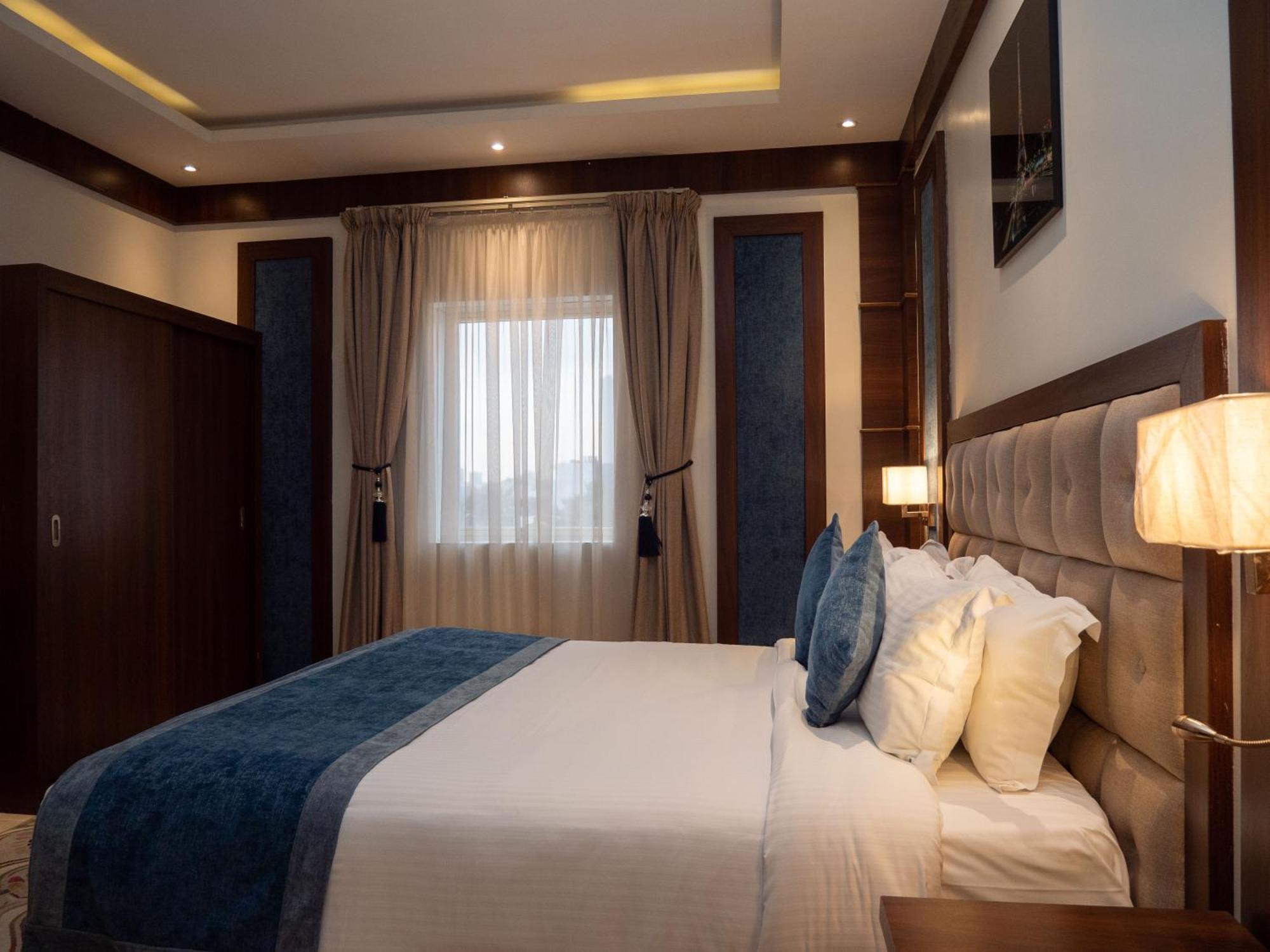 Innyar Hotel Riyadh Exterior photo